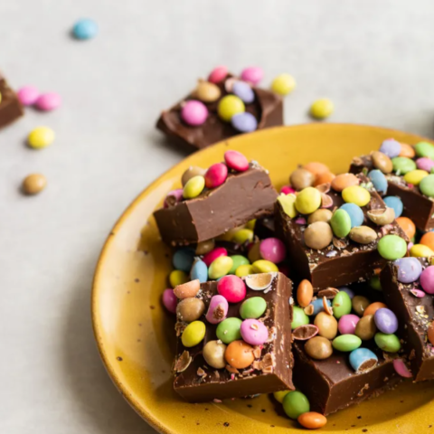 Chocolade fudge met smarties